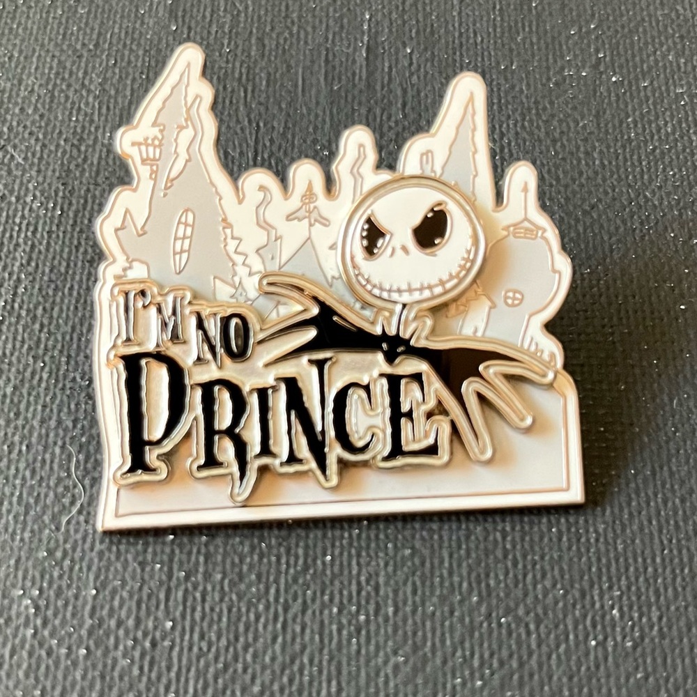 Disney Trading Pin Set - Picture 8 of 12